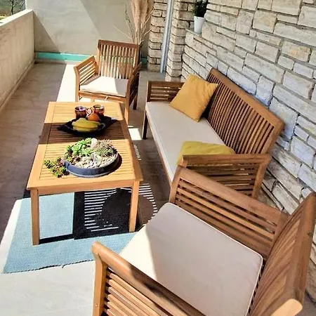 B&k Apartman Tisno